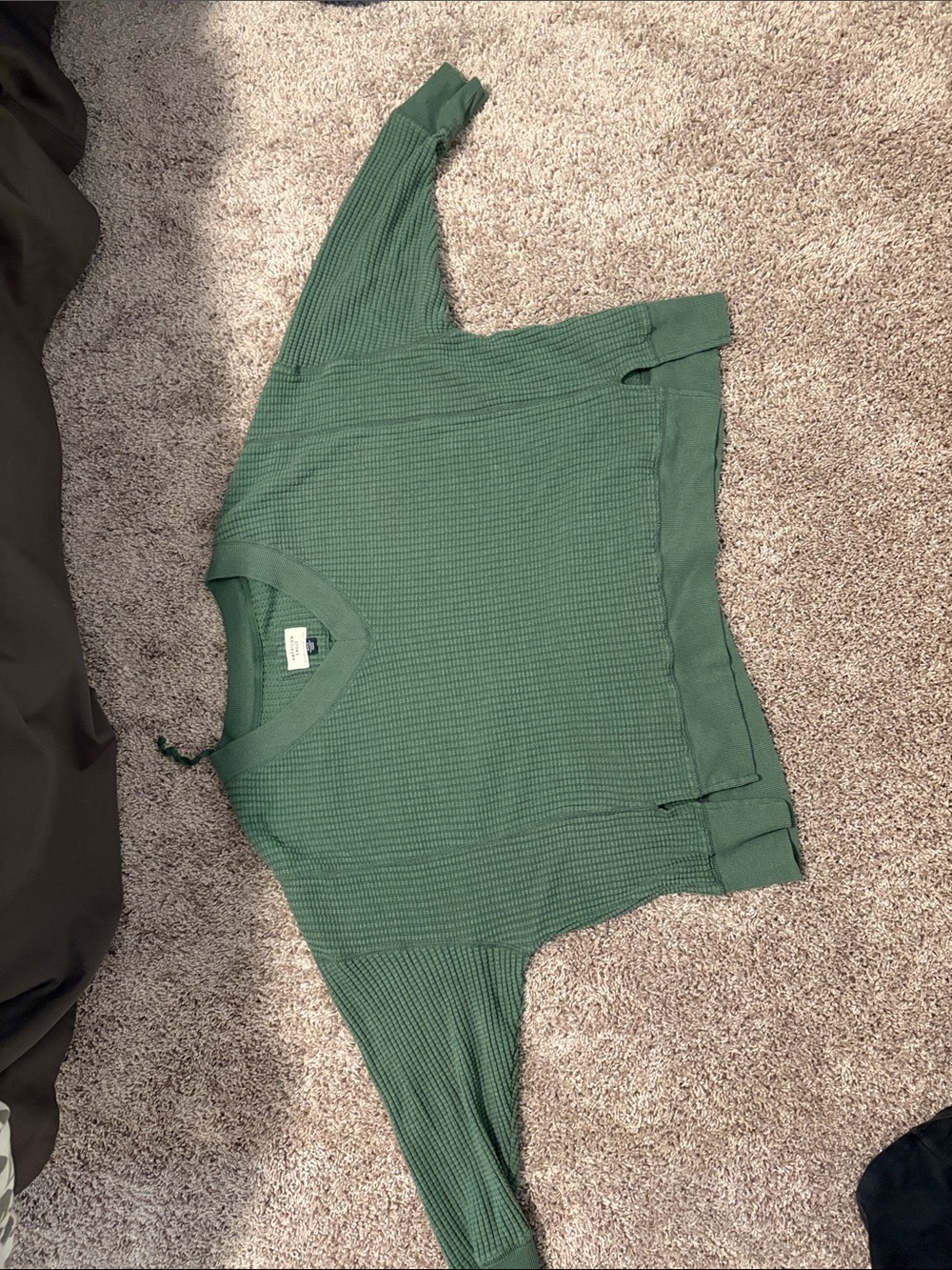 American Eagle Outfitters Green V-Neck Waffle Knit Sweater